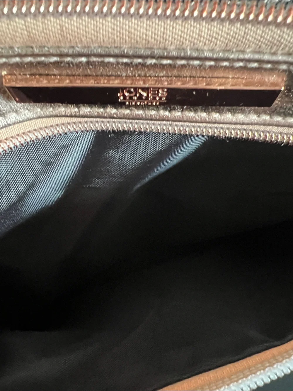 Jones New York sleek metallic